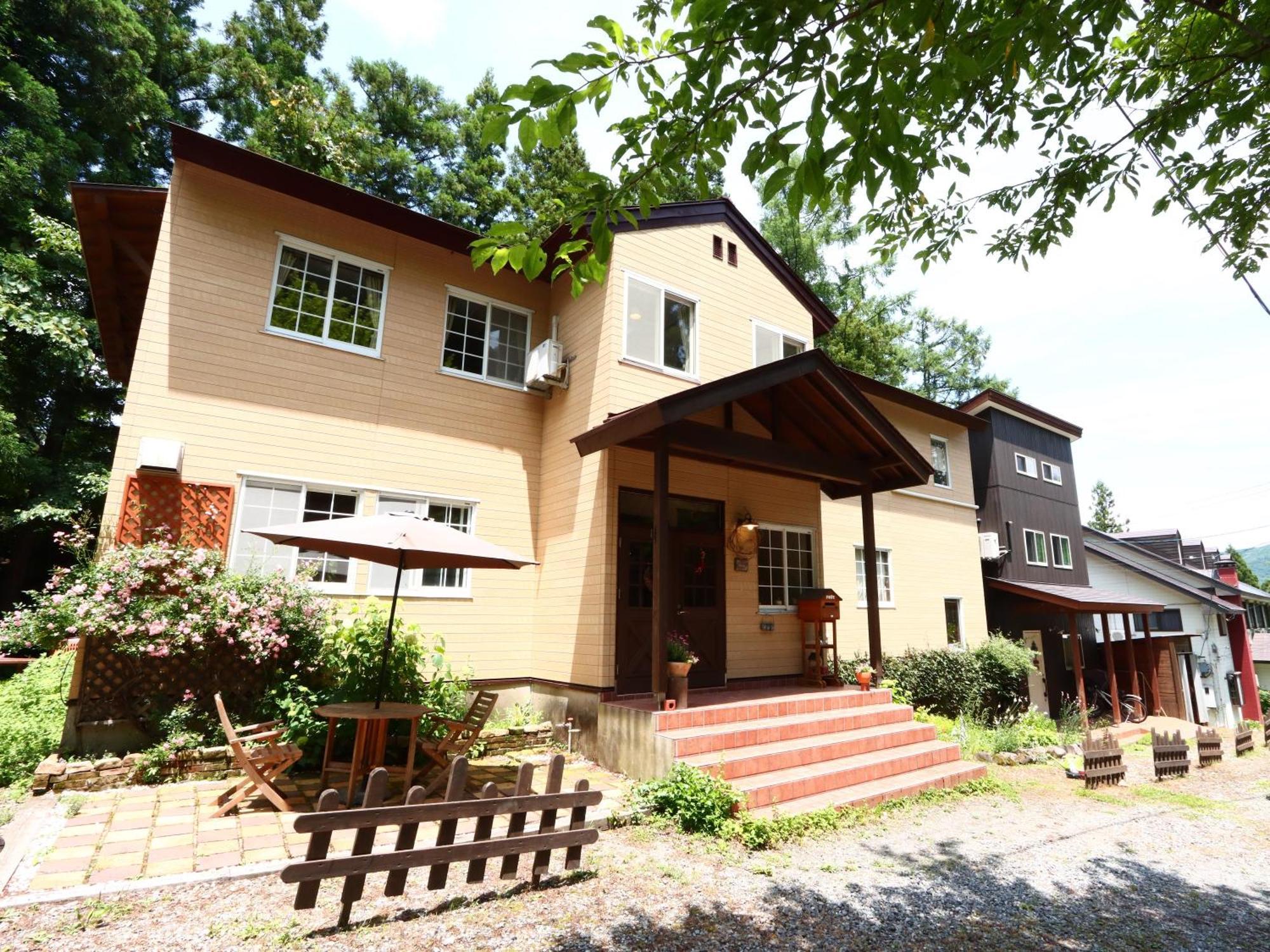 Pension Alps Hakuba Eksteriør billede